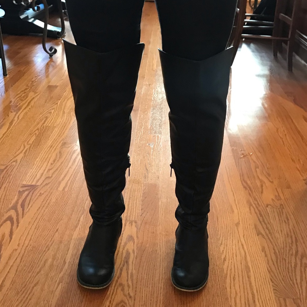 Breckelles Tennessee over the knee riding boot 8.5